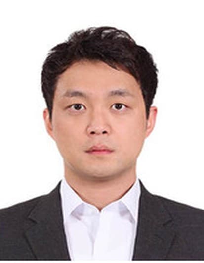 Hyo Jun Park